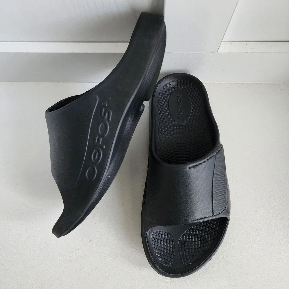 *Oofos OOahh Sport Flex All Black Recovery Slides Sandals Mens 6/Womens 8
